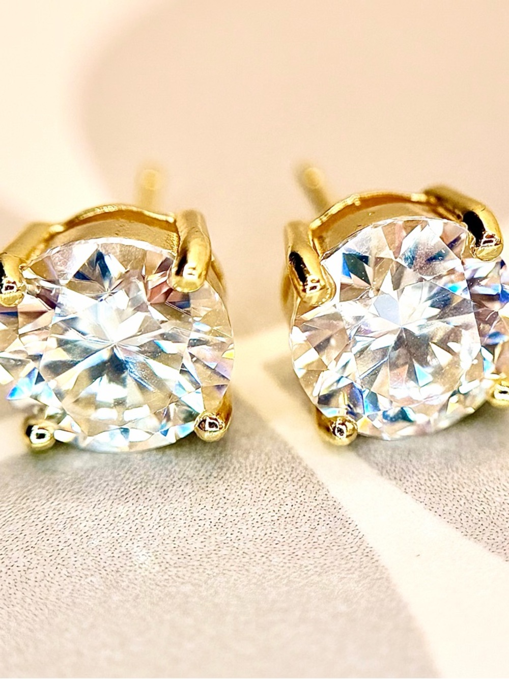 GRA Certified 3.72CT Moissanite Diamond Stud Earrings Round 8MM Gold New